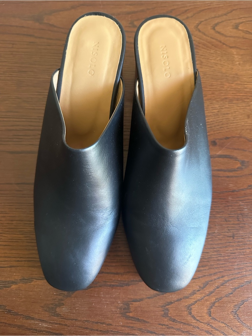 Nisolo Black Leather Mule Heels with Stacked Wood Heel size 10 - Picture 2 of 4